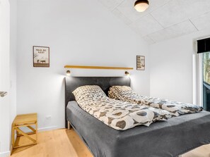 4 bedrooms, internet