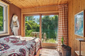 2 室のベッドルーム、WiFi (無料)