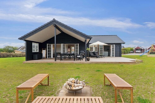 Exclusive holiday home from 2024 near the beach