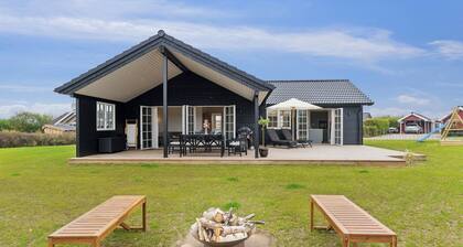 Exclusive holiday home from 2024 near the beach