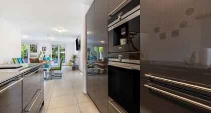 Maison de vacances avec 4 chambres, terrasse commune, jardin commun et Wi-Fi