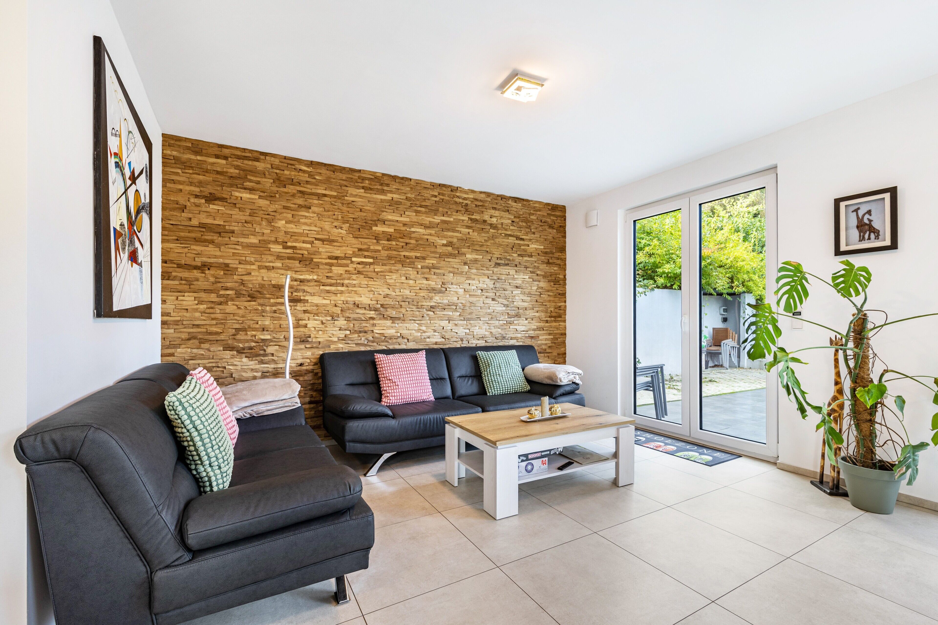 Fernseher, Stereoanlage