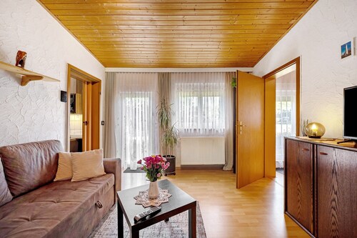 Ferienwohnung 'Horn' mit Gemeinschaftsterrasse, Gemeinschaftsgarten und Wi-Fi