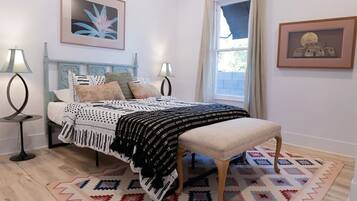3 chambres, fer et planche à repasser, lit parapluie, Wi-Fi gratuit