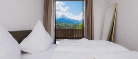 1 dormitorio, tabla de planchar con plancha, wifi gratis y ropa de cama