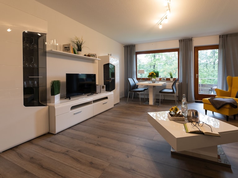 Ferienwohnung 'Hof Weuste' Mit Seeblick, Gemeinschaftsgarten Und Wi-fi - Finnentrop