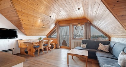 Ferienwohnung 'Feldbergblick' mit Bergblick, Gemeinschaftsgarten und Wi-Fi