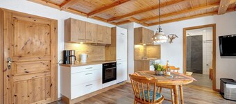 Apartment 'Kandelblick Mit 60qm' with Mountain View, Private Terrace and Wi-Fi
