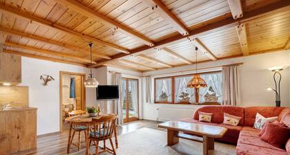 Appartement 'Kandelblick Mit 60qm' avec vue sur les montagnes, terrasse privée et Wi-Fi