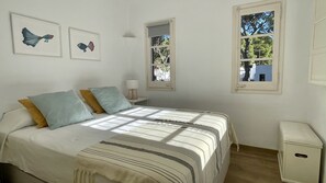 3 habitaciones, tabla de planchar con plancha y wifi gratis 