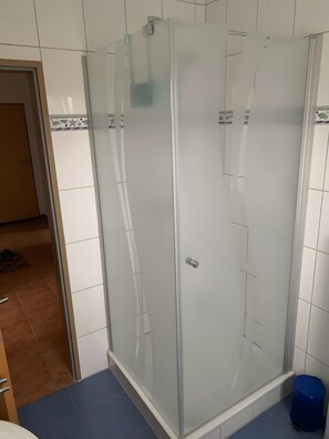 Bruser, hårtørrer
