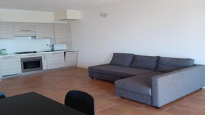 Smart TV - Apartment in Oggebbio with Lake Maggiore Views (Oggebbio)