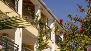 Exterior - Searocco Studios & Apartments (Zakynthos)