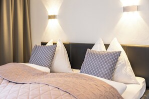 50-inch flat-screen TV with cable channels - Appartements by Hofer (Kaprun)