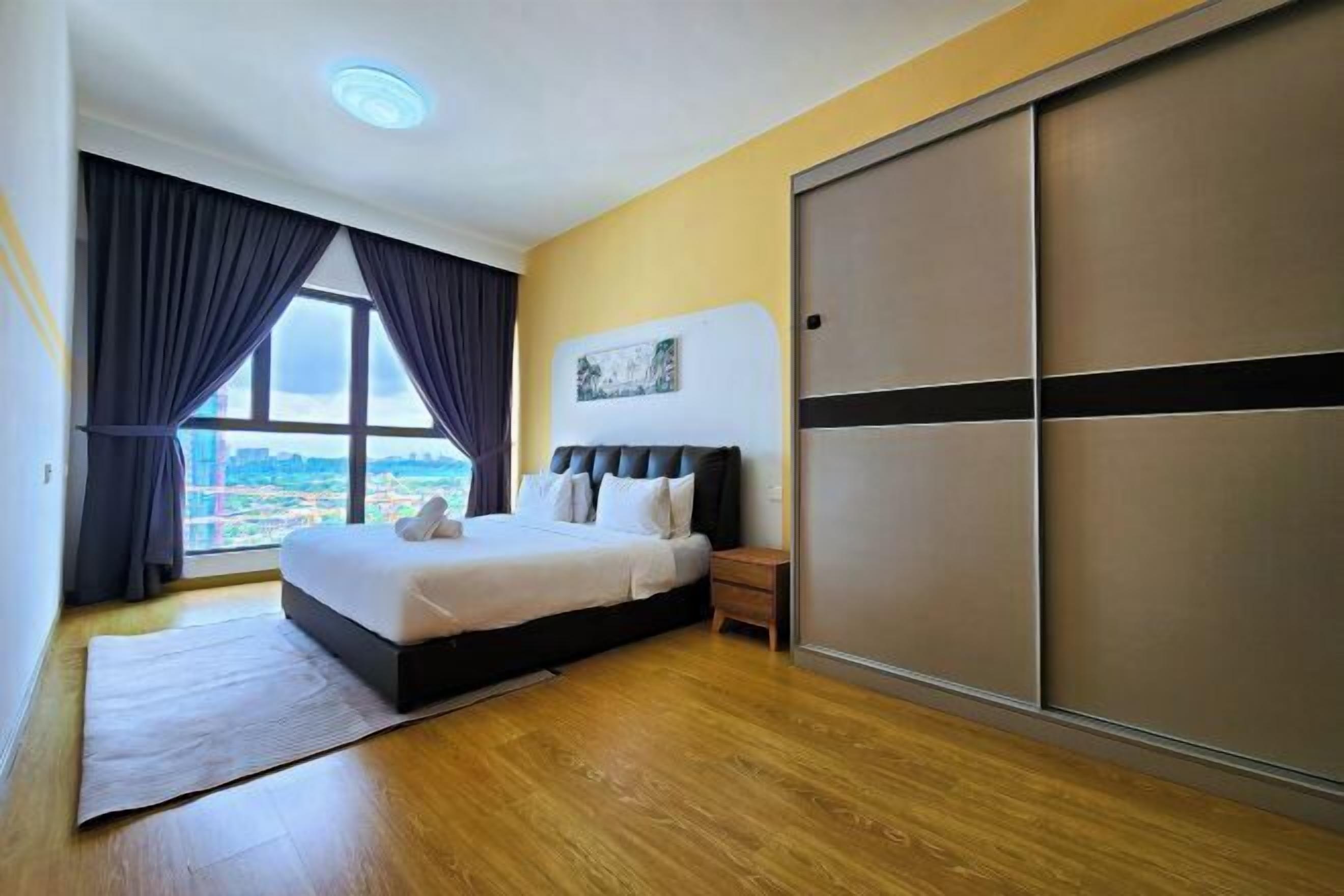 Blackout drapes, iron/ironing board, free WiFi, bed sheets