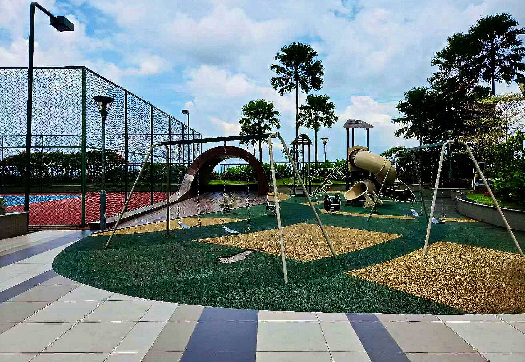 Children’s play area – outdoor