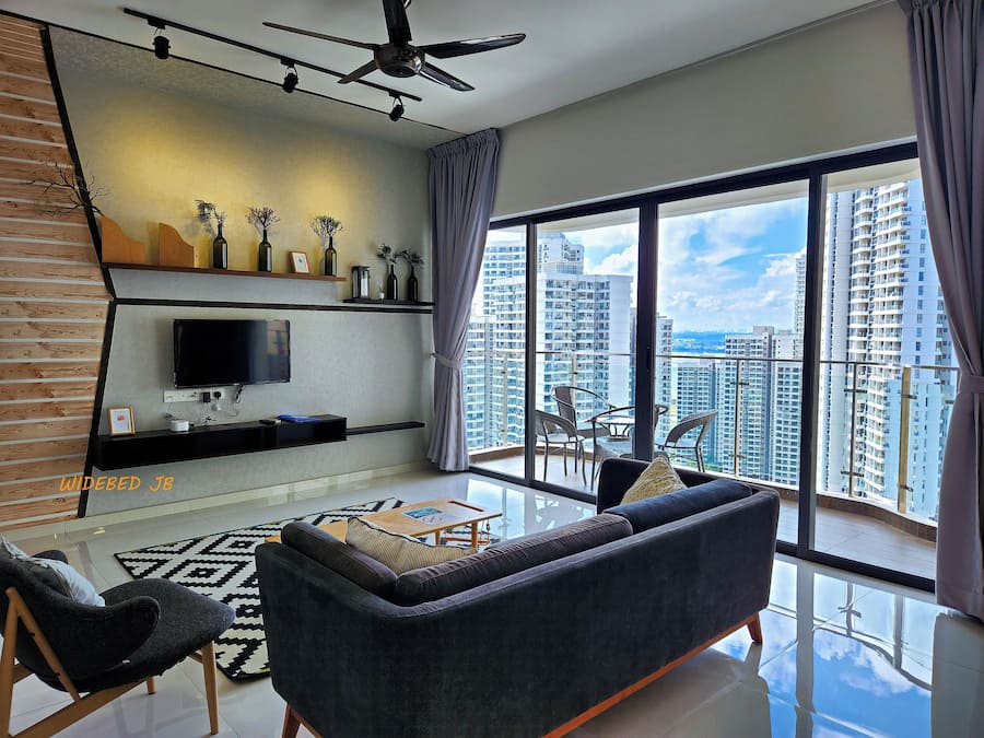 Family Apartment | Living area