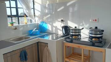 Micro-ondes, grille-pain