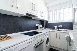 Fridge, microwave, oven, dishwasher