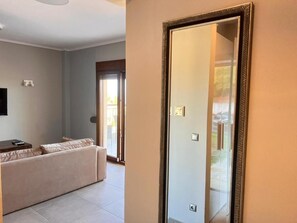 Flat-screen TV - VILLA BORA-BORA (Kassandra)