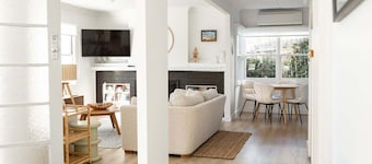 The Little Pearl - Front row at Beauty Bay