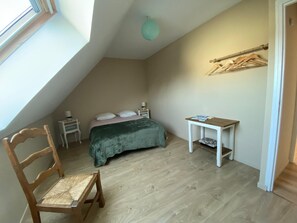 3 chambres, Wi-Fi gratuit, draps fournis