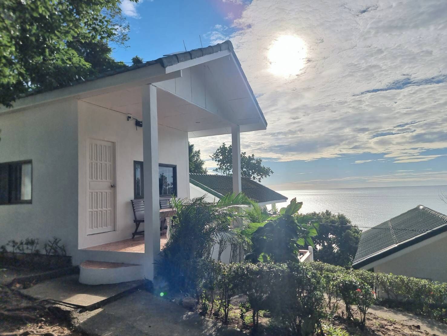 ด้านหน้าที่พัก