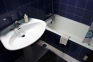 Bathroom - Urban Beach - Vista Rio (Portimão)