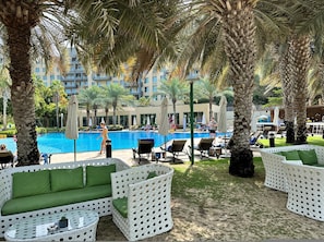 Unclassified image, 5 of 32, button - Dream Palm Residence 3BR Luxury Apartment on Palm Jumeirah (Dubai)