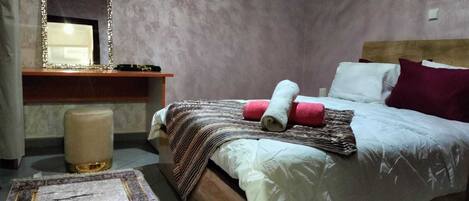 2 Schlafzimmer, Bügeleisen/Bügelbrett, WLAN, Bettwäsche