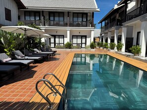 Exterior - Vang Luang Hotel (Luang Prabang)