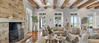 Ridgedale House & Cottage – Luxurious Seaside Retreat