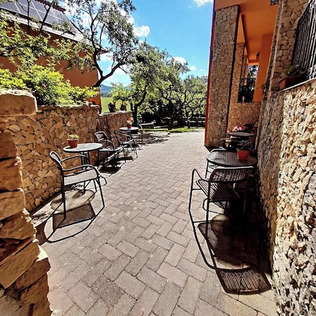 Terrace/patio. Harmónia Wellness Villa