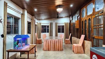 Family Double Room | In-room dining