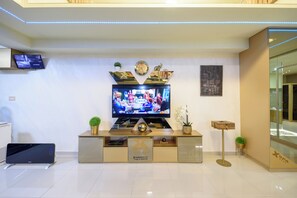 Interior - Xspa apartment in prime location.
103m2 studio with sauna and jacuzzi. (Novi Sad)