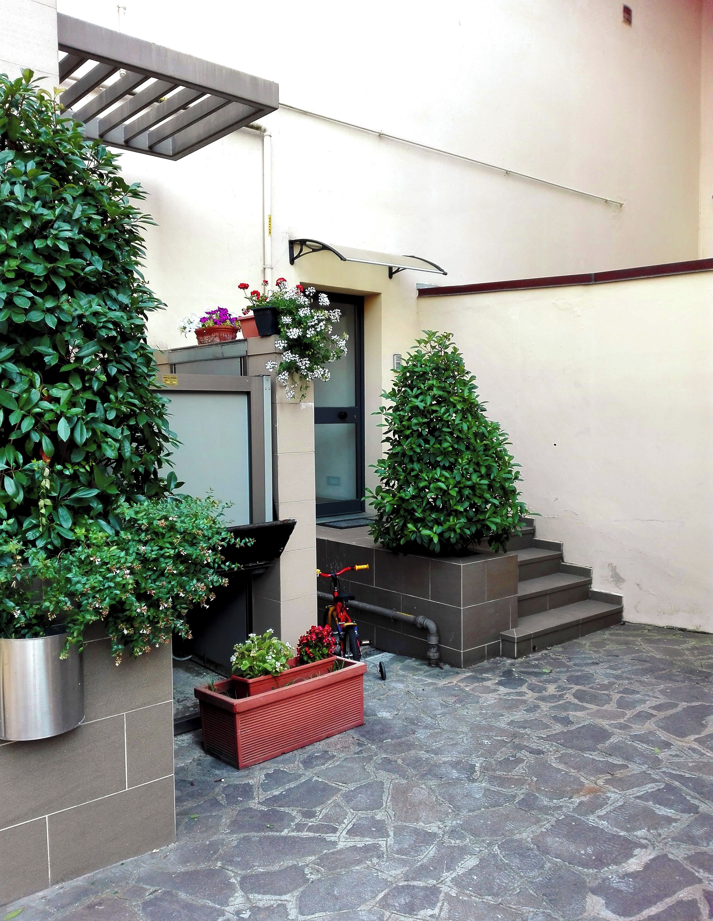 Entrée de l’hébergement