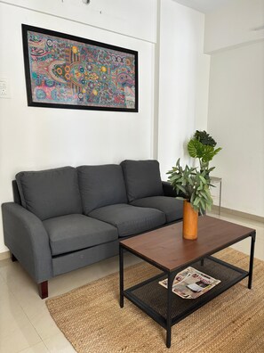 Family Quadruple Room | Living area
