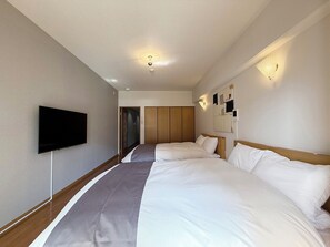 Apartamento conforto, sacada | 1 quarto, ferros/tábuas de passar roupa, Wi-Fi de cortesia