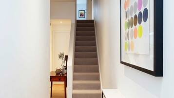 2 bedrooms, Internet