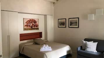 1 Schlafzimmer, Bügeleisen/Bügelbrett, Bettwäsche