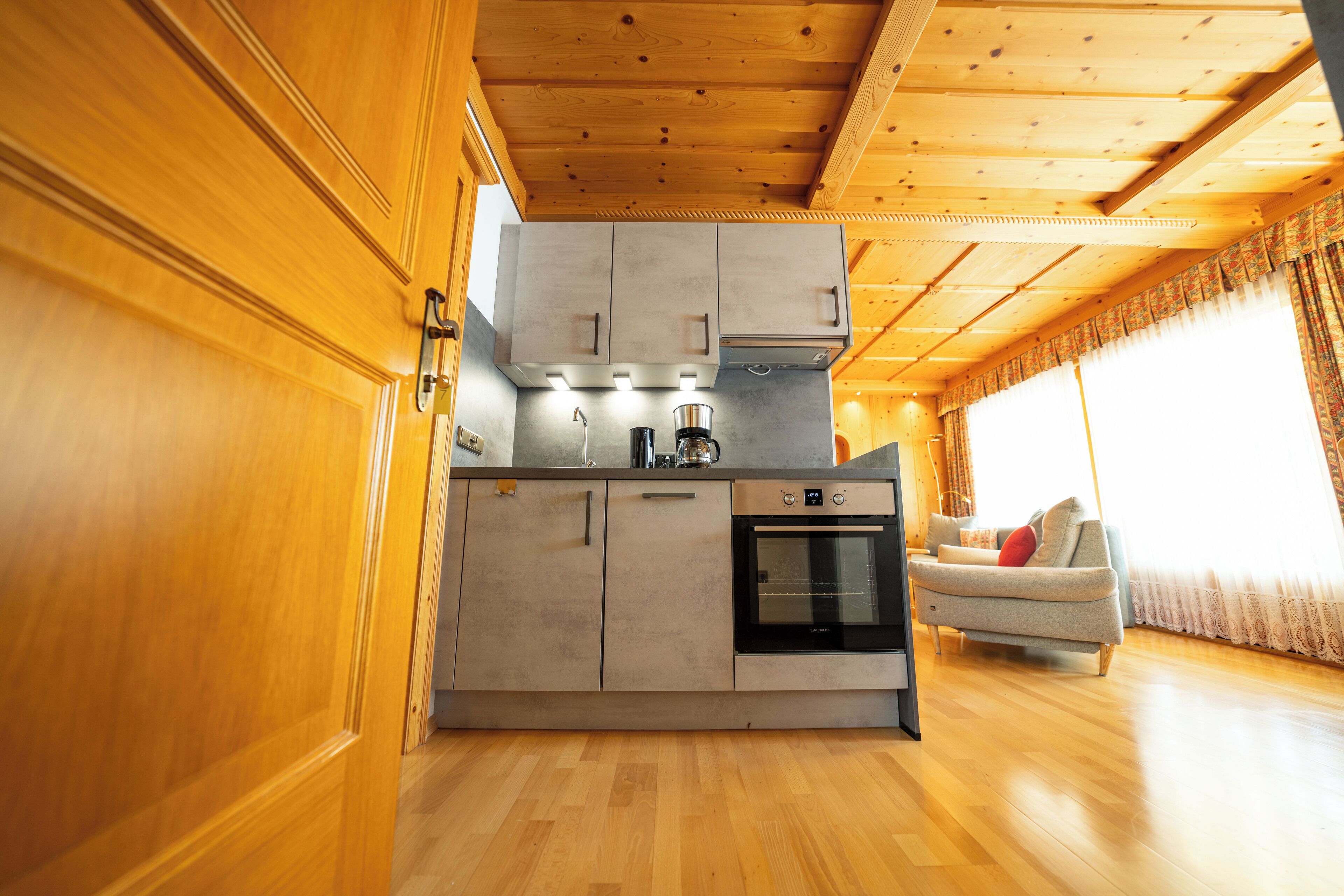 Kühlschrank, Herdplatte, Geschirrspüler