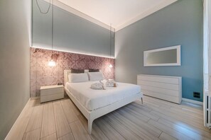 2 chambres, fer et planche Ă repasser, draps fournis