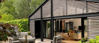 Pond Lodge - Hot Tub Stay with Views & Log Burner