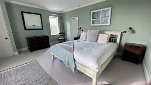 7 chambres, fer et planche Ă repasser, lit parapluie, Wi-Fi