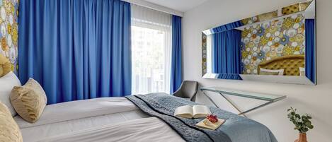 Classic Apartment, Courtyard View | 3 bedrooms, iron/ironing board, free WiFi