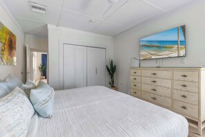 3 chambres, fer et planche à repasser, Wi-Fi, literie fournie