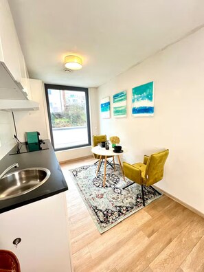 Microwave, stovetop, dishwasher - Vacation apartment Aramis- As good as new penthouse apartment ni yellow (Ludwigsburg)