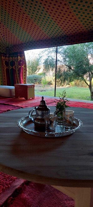 Desayuno completo incluido todos los días