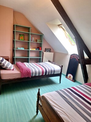 4 habitaciones, wifi y ropa de cama 
