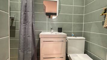 Handdoeken, toiletpapier